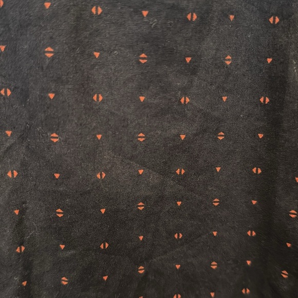 BNWT Men’s Button Up - Picture 2 of 3